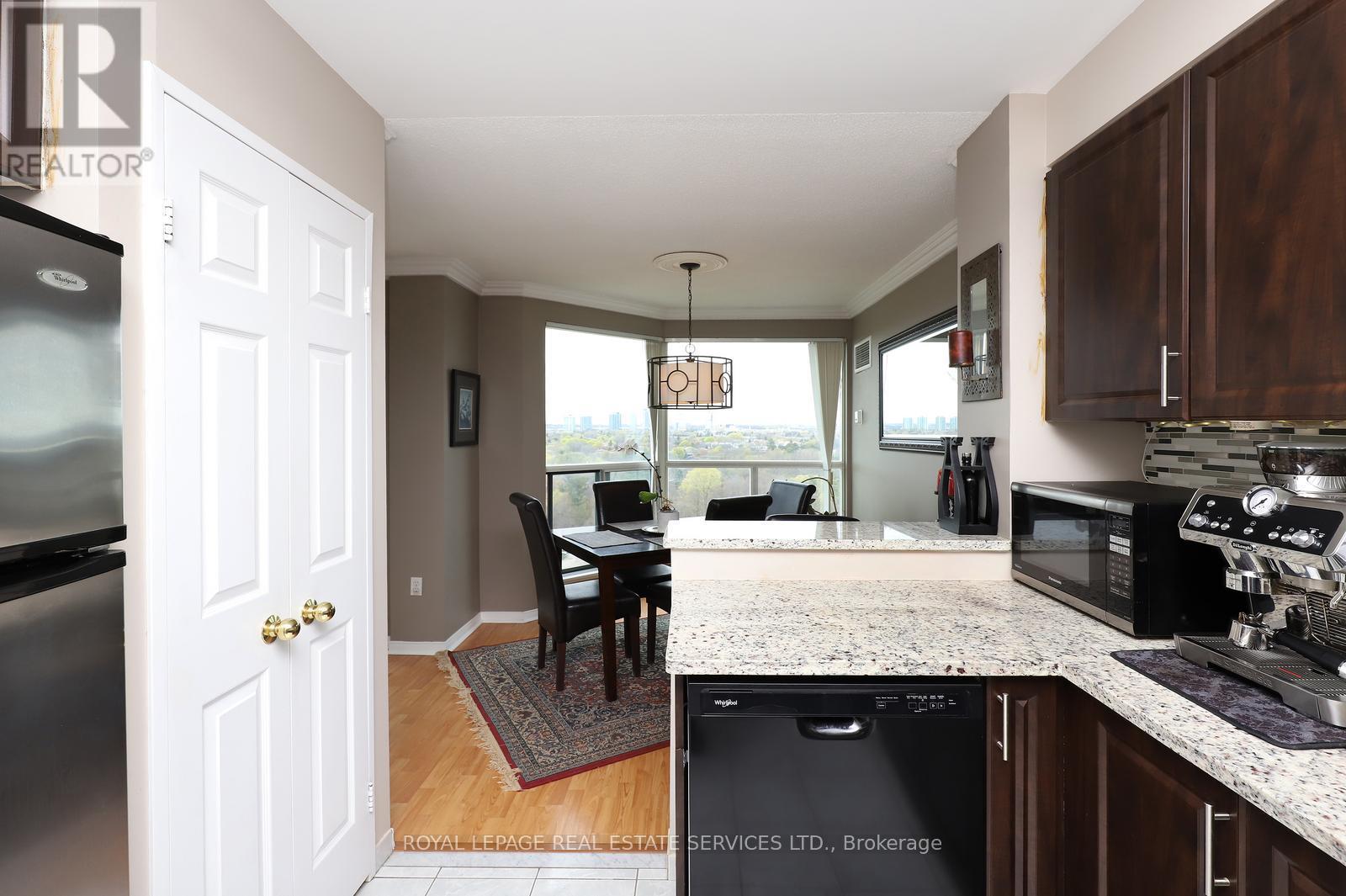 1504 - 2177 Burnhamthorpe Road W, Mississauga, Ontario  L5L 5P9 - Photo 14 - W13090576