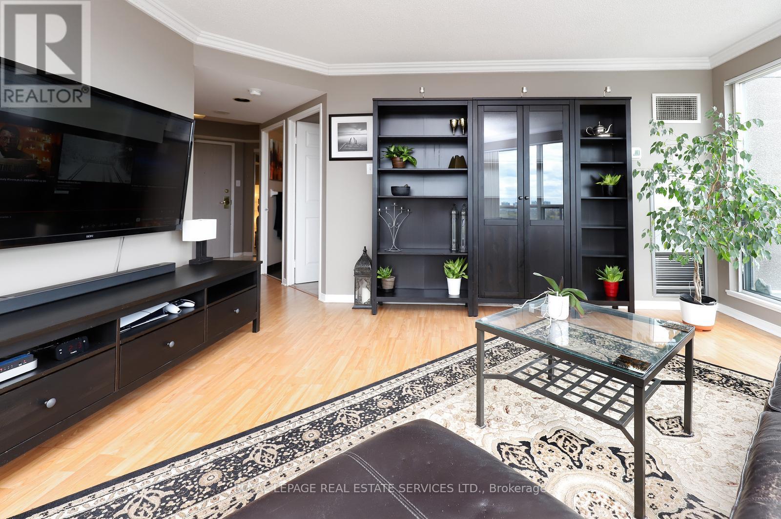 1504 - 2177 Burnhamthorpe Road W, Mississauga, Ontario  L5L 5P9 - Photo 8 - W13090576