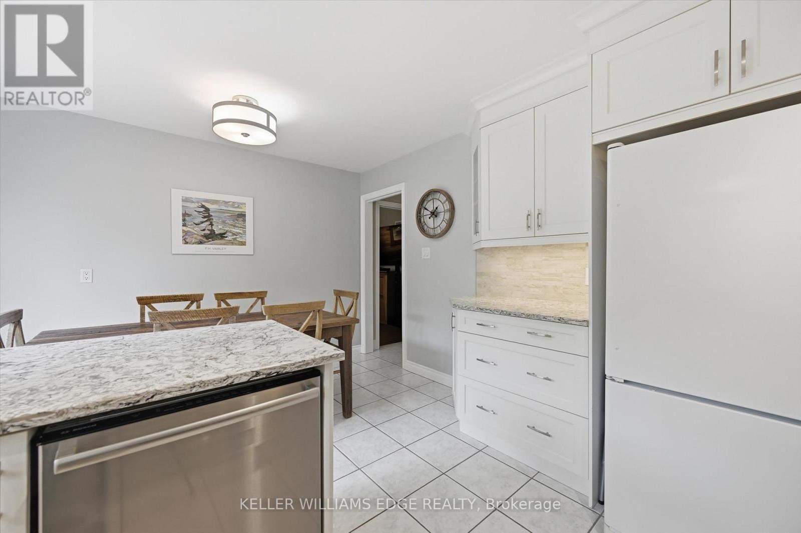 314 Lakeview Avenue, Burlington, Ontario  L7N 1Z1 - Photo 14 - W13090602