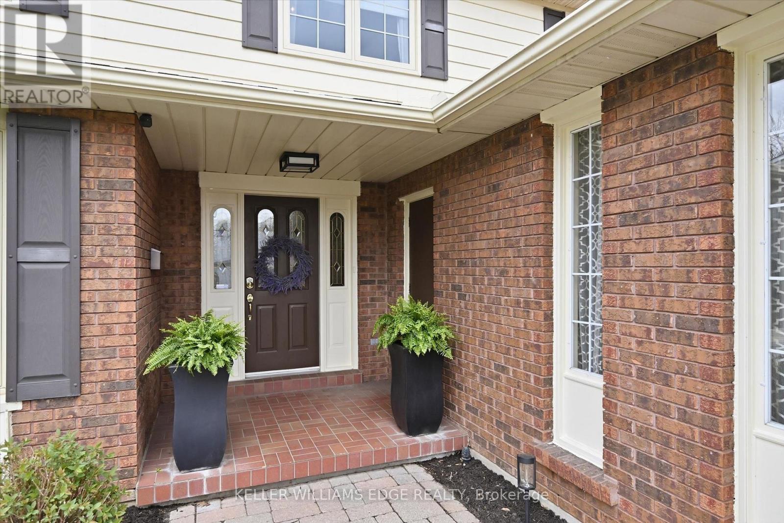 314 Lakeview Avenue, Burlington, Ontario  L7N 1Z1 - Photo 4 - W13090602