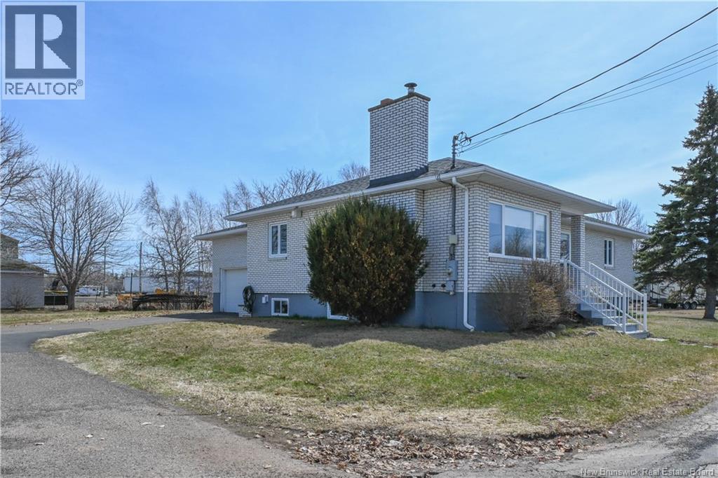 142 4e Street, Shippagan, New Brunswick  E8S 2J8 - Photo 4 - NB131959