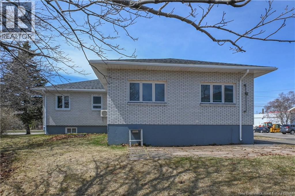 142 4e Street, Shippagan, New Brunswick  E8S 2J8 - Photo 6 - NB131959