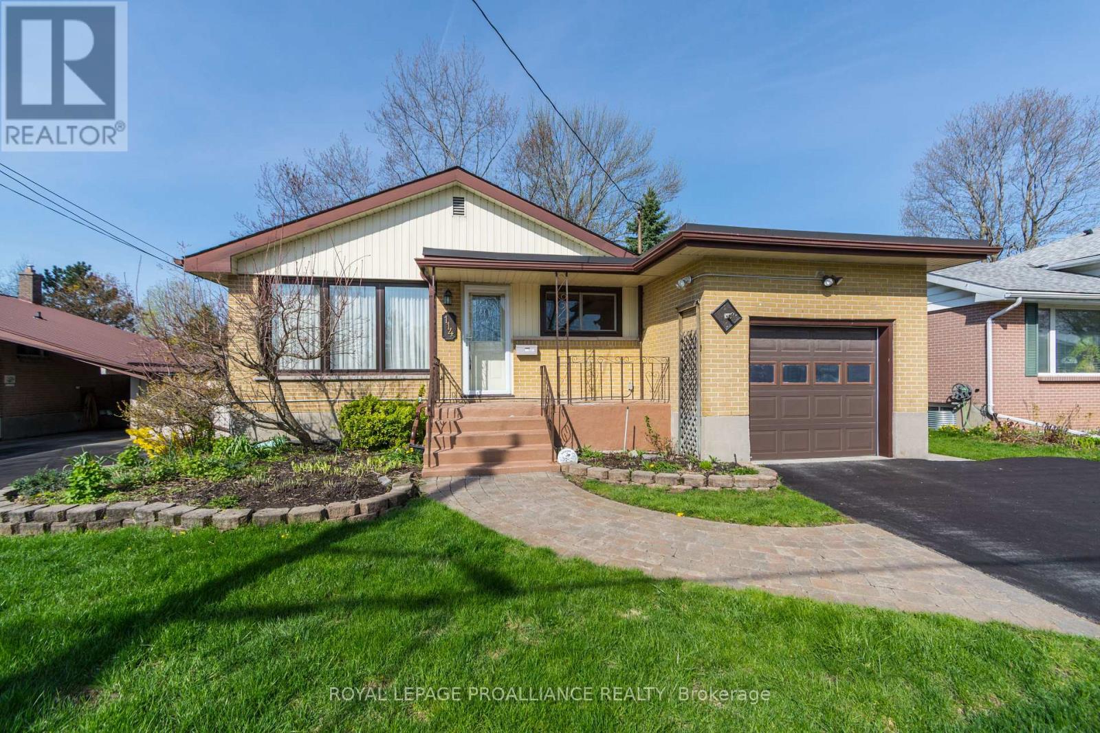 114 ROLLINS DRIVE, Belleville, Ontario