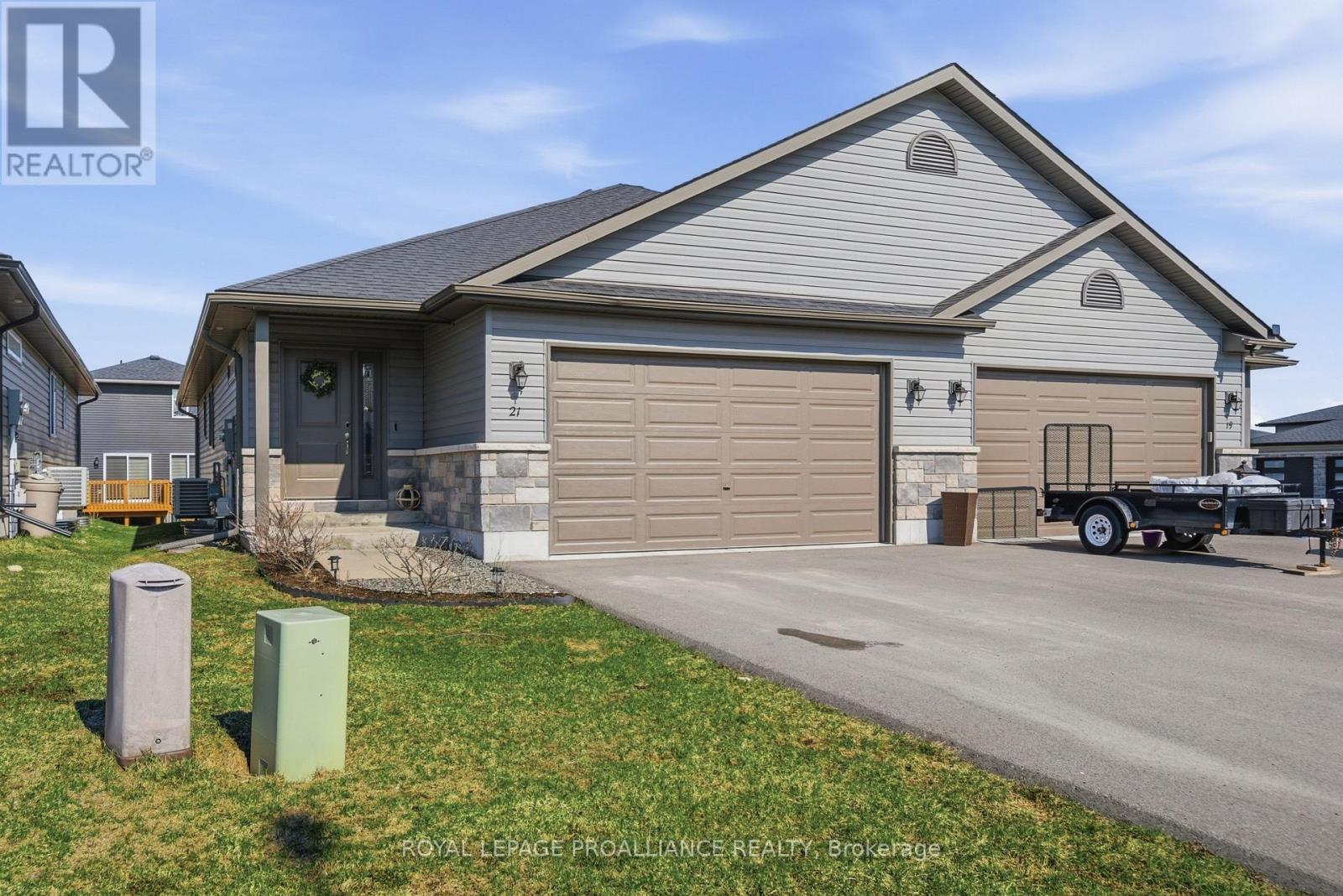 21 LEHTINEN CRESCENT, Belleville, Ontario