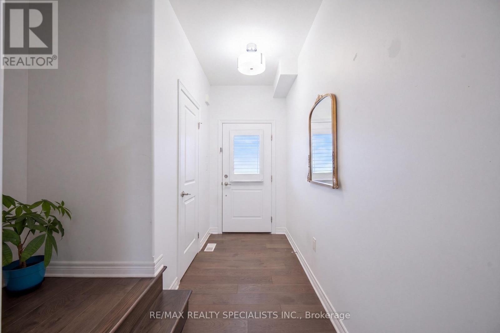 27 Harmony Way, Thorold, Ontario  L2V 0B6 - Photo 3 - X13090244