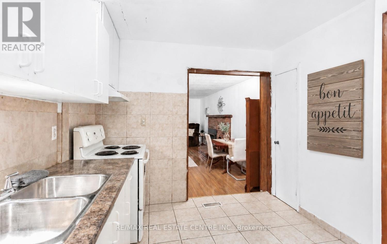 50 Dumbarton Street, Guelph, Ontario  N1E 3T6 - Photo 21 - X13090270