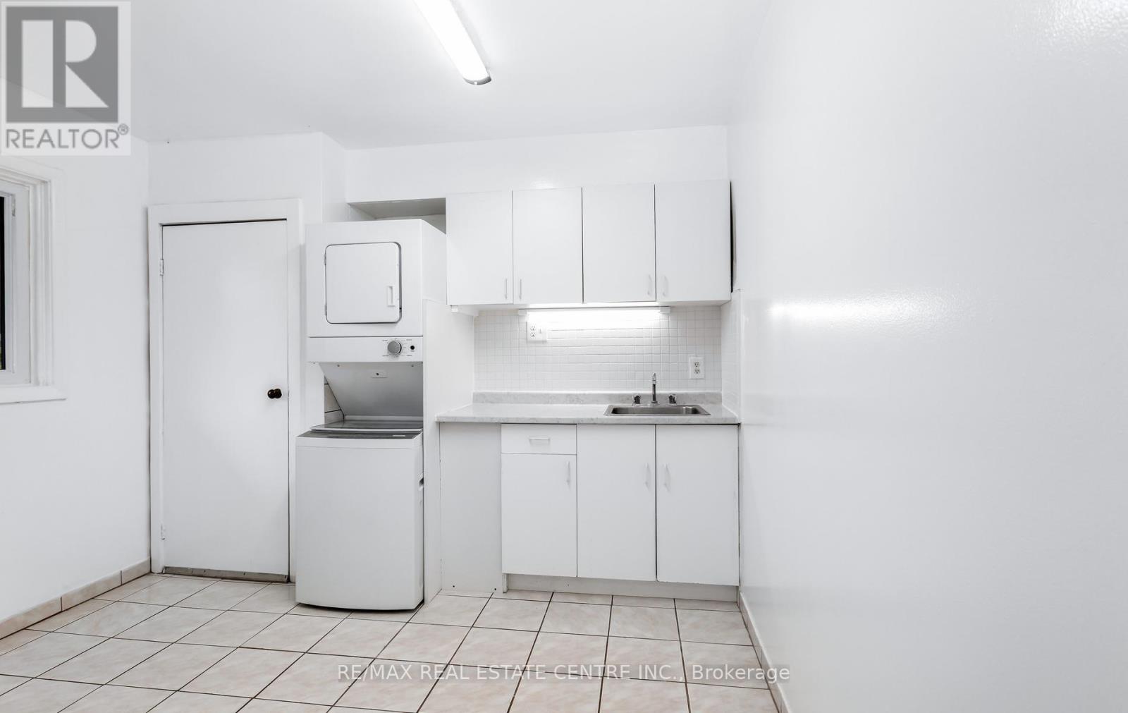 50 Dumbarton Street, Guelph, Ontario  N1E 3T6 - Photo 34 - X13090270