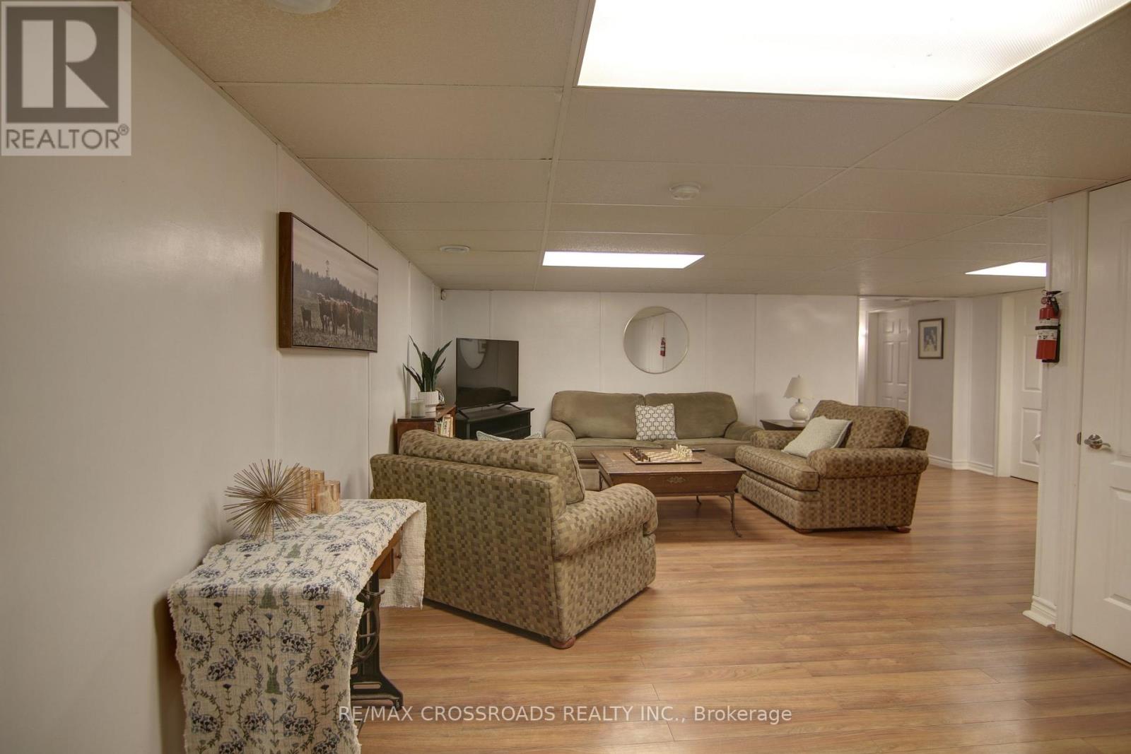 8 Green Arbour Way, Kawartha Lakes, Ontario  K9V 0E6 - Photo 13 - X13090362