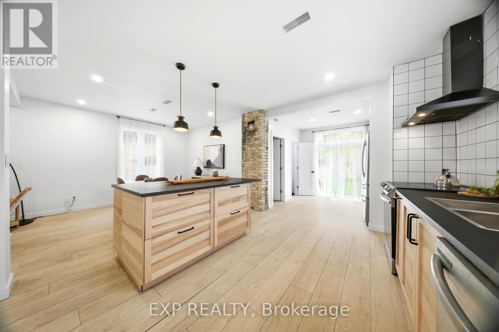 200 Madison Avenue S, Kitchener, Ontario  N2G 3M8 - Photo 13 - X13090480