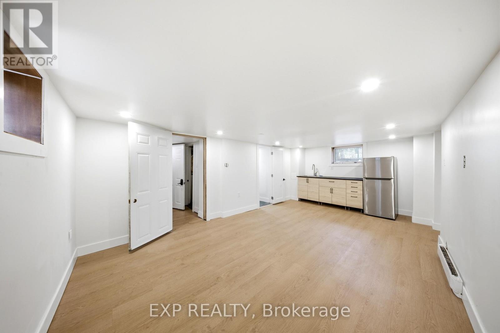 200 Madison Avenue S, Kitchener, Ontario  N2G 3M8 - Photo 18 - X13090480
