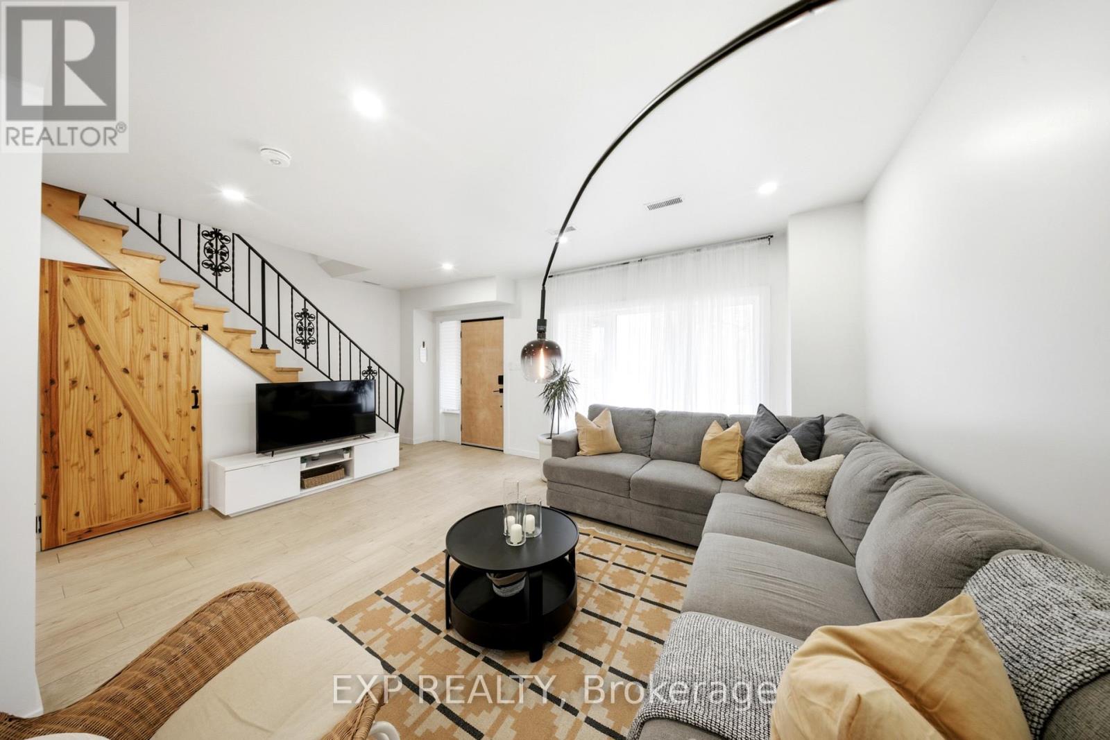 200 Madison Avenue S, Kitchener, Ontario  N2G 3M8 - Photo 5 - X13090480