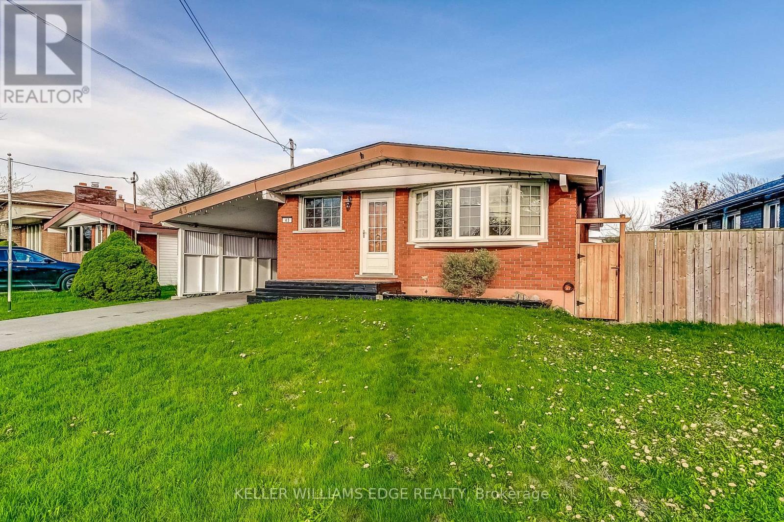 43 Lawfield Drive, Hamilton, Ontario  L8V 4C3 - Photo 2 - X13090532