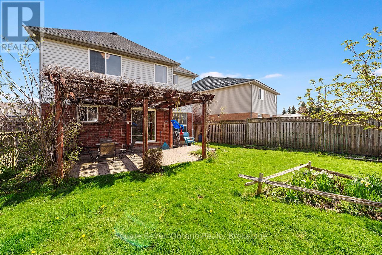 635 Commonwealth Crescent, Kitchener, Ontario  N2E 4J9 - Photo 46 - X13090584