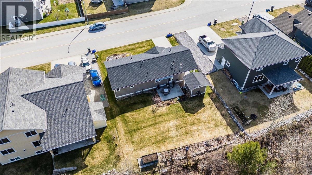 4008 16th Avenue, Castlegar, British Columbia  V1N 4A2 - Photo 8 - 10382931
