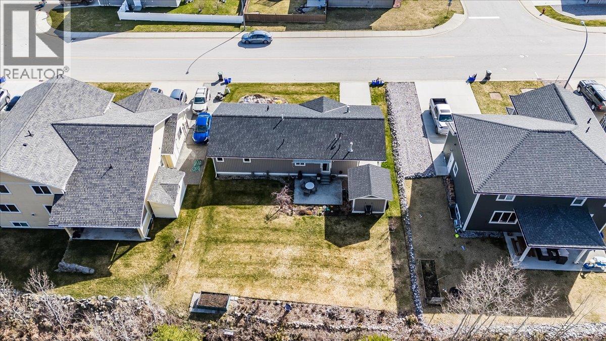 4008 16th Avenue, Castlegar, British Columbia  V1N 4A2 - Photo 7 - 10382931