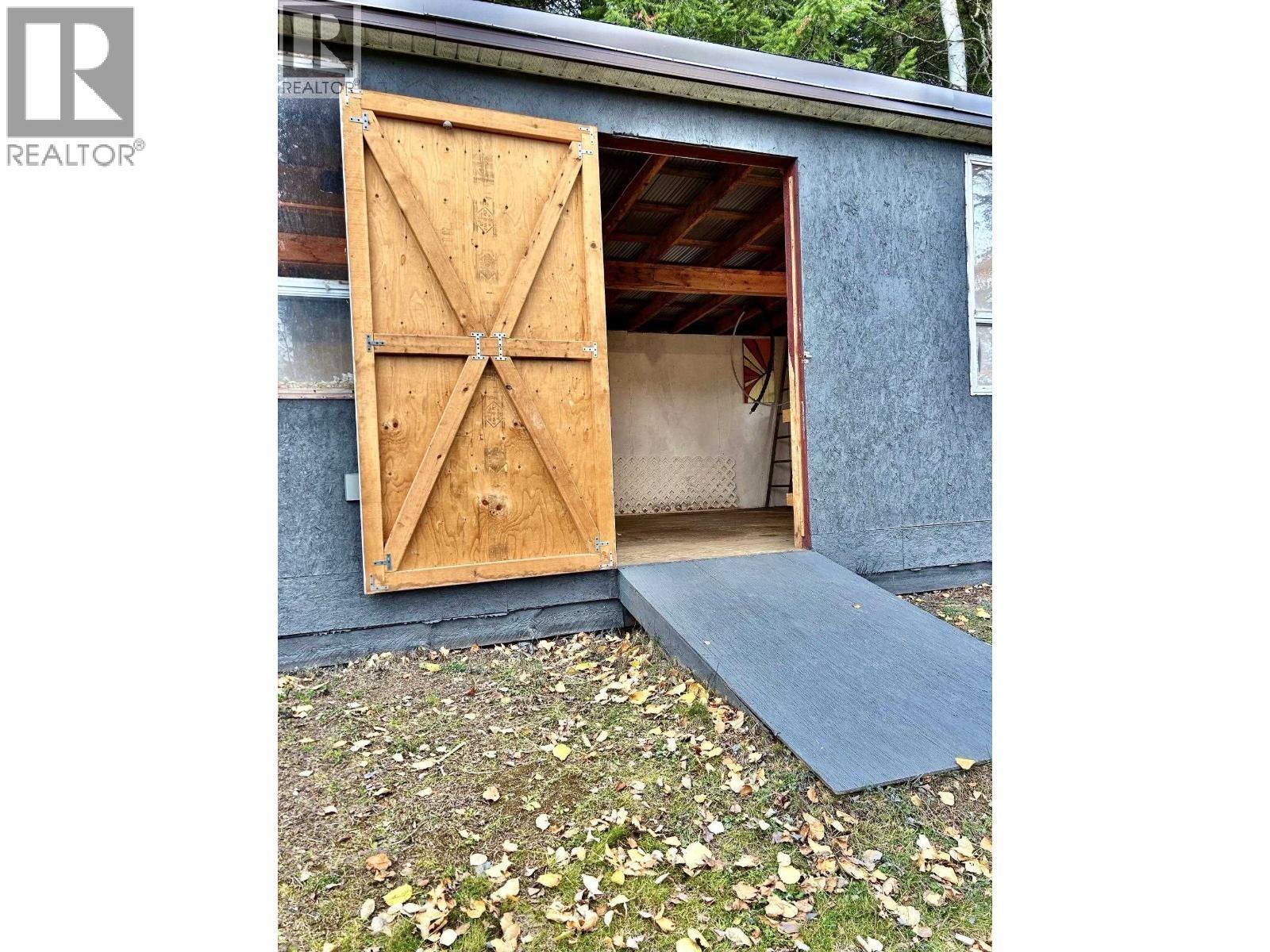 310 Mountain View Road, Mcbride, British Columbia  V0J 2E0 - Photo 19 - R3071226
