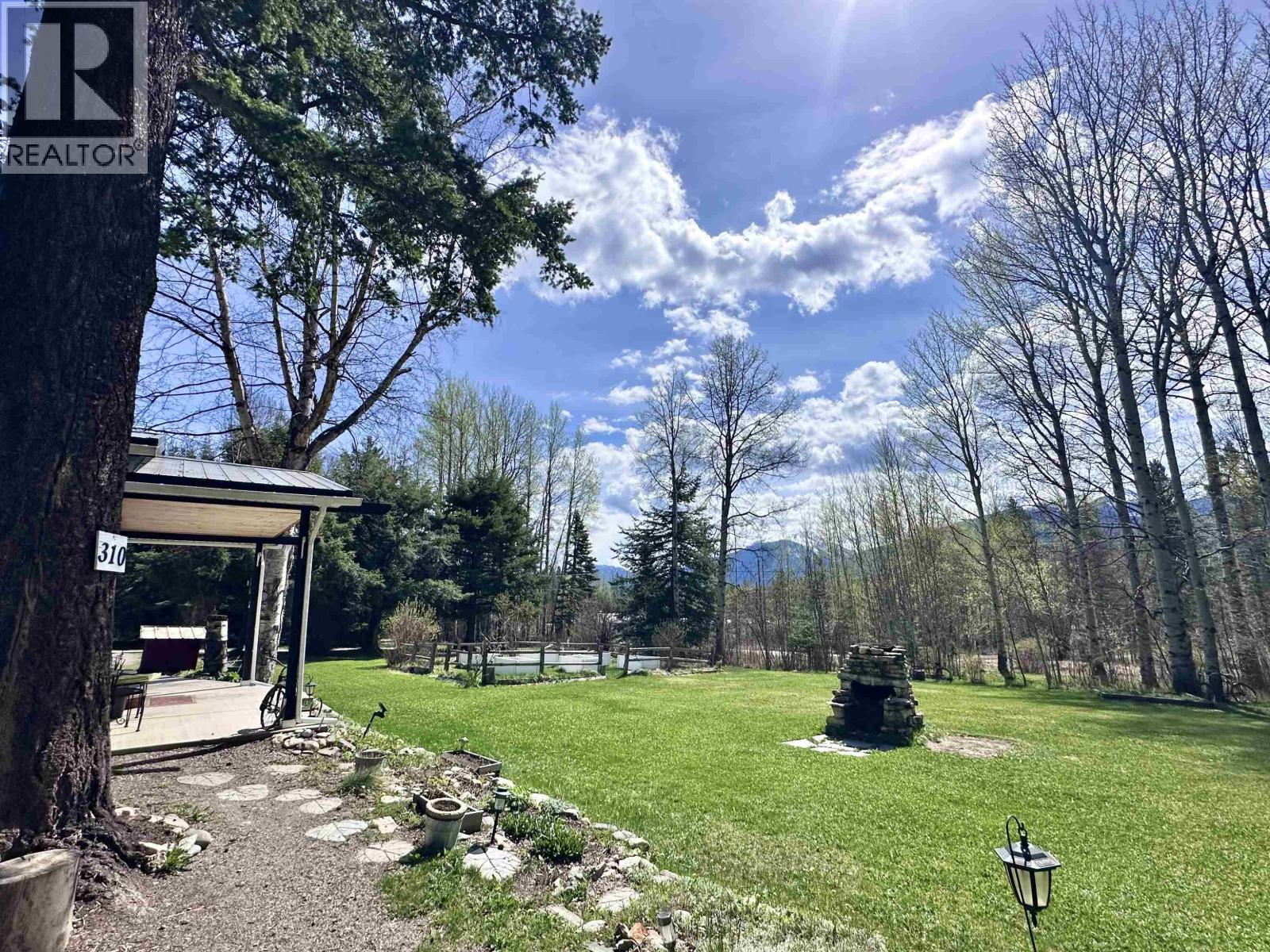 310 Mountain View Road, Mcbride, British Columbia  V0J 2E0 - Photo 25 - R3071226