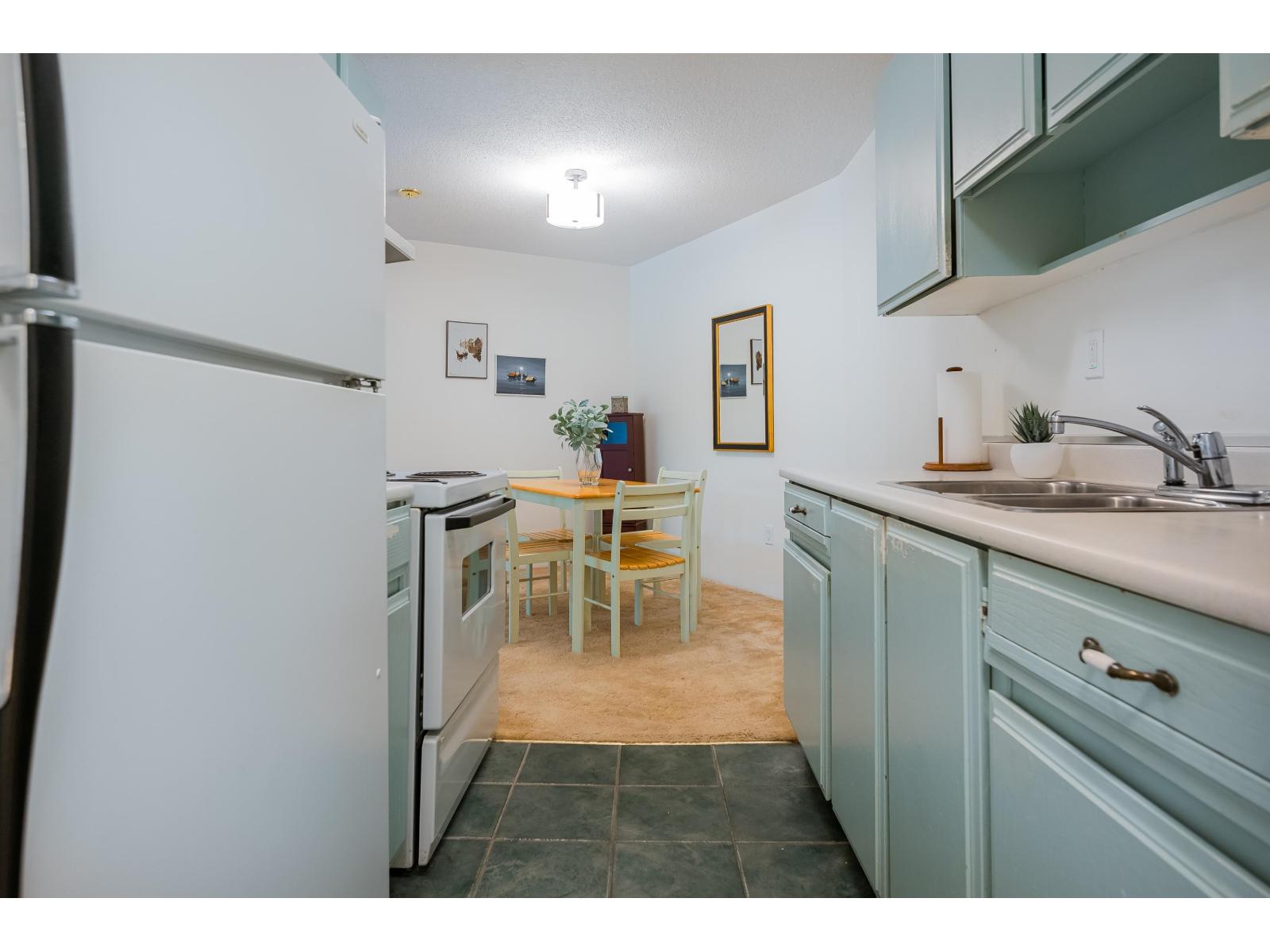 218 15020 North Bluff Road, White Rock, British Columbia  V4B 5A4 - Photo 16 - R3120152