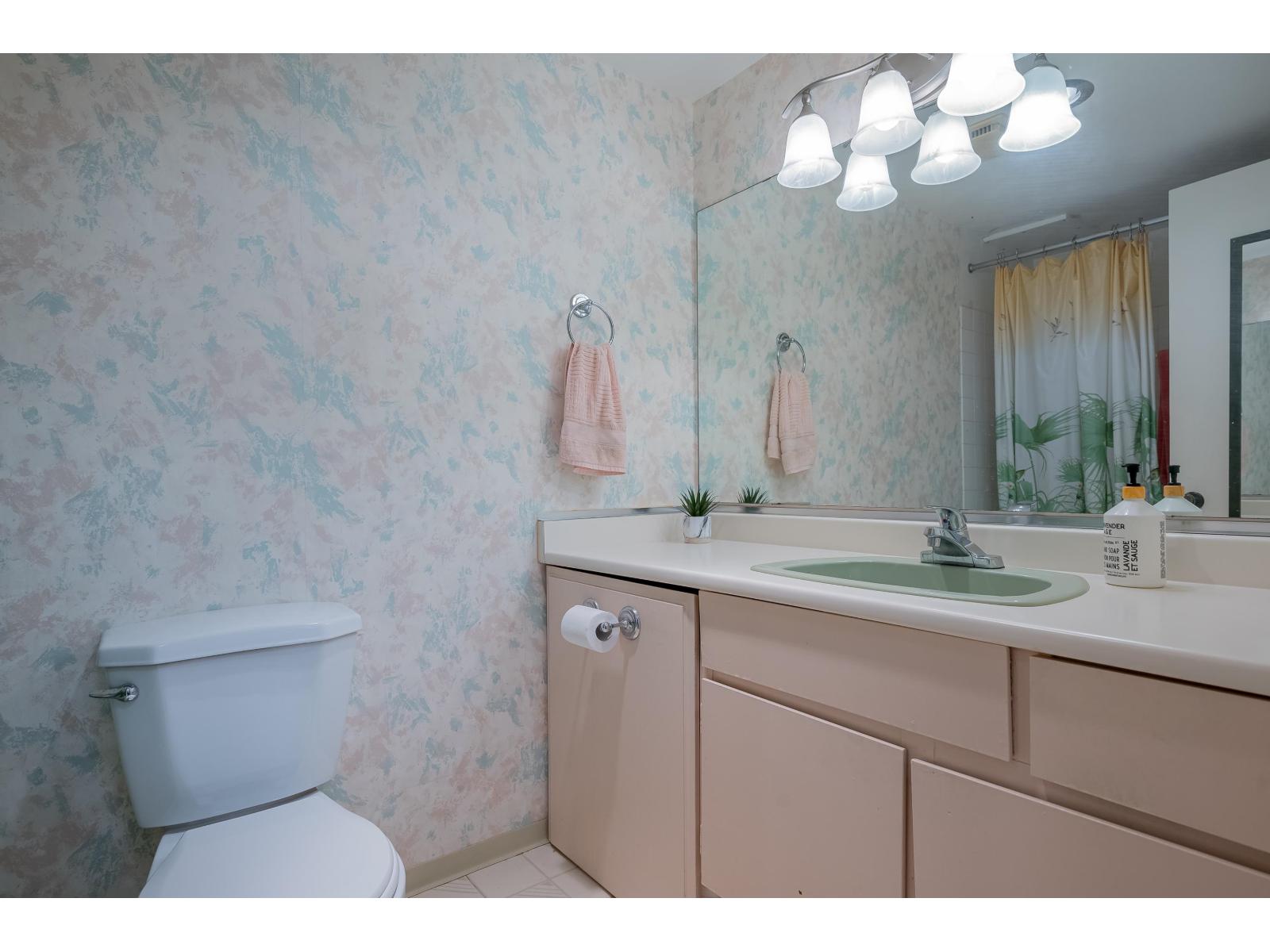 218 15020 North Bluff Road, White Rock, British Columbia  V4B 5A4 - Photo 24 - R3120152
