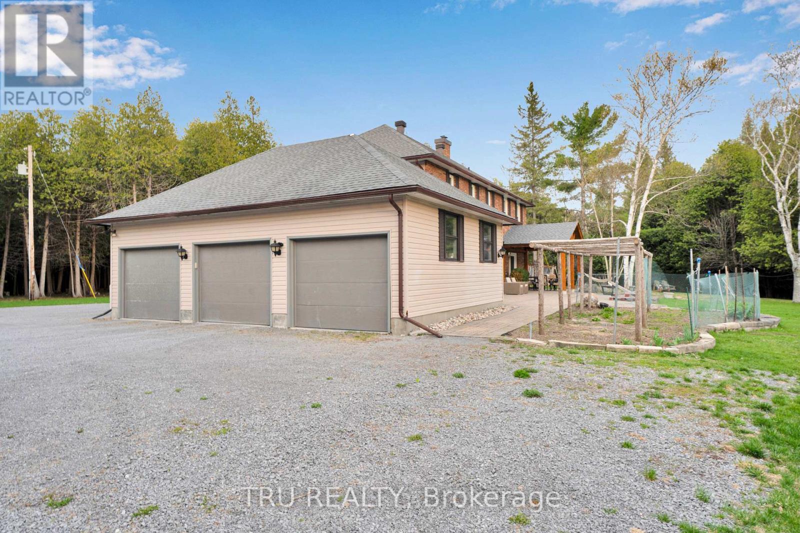 2529 Marshwood Road, Ottawa, Ontario  K0A 1L0 - Photo 2 - X13090712