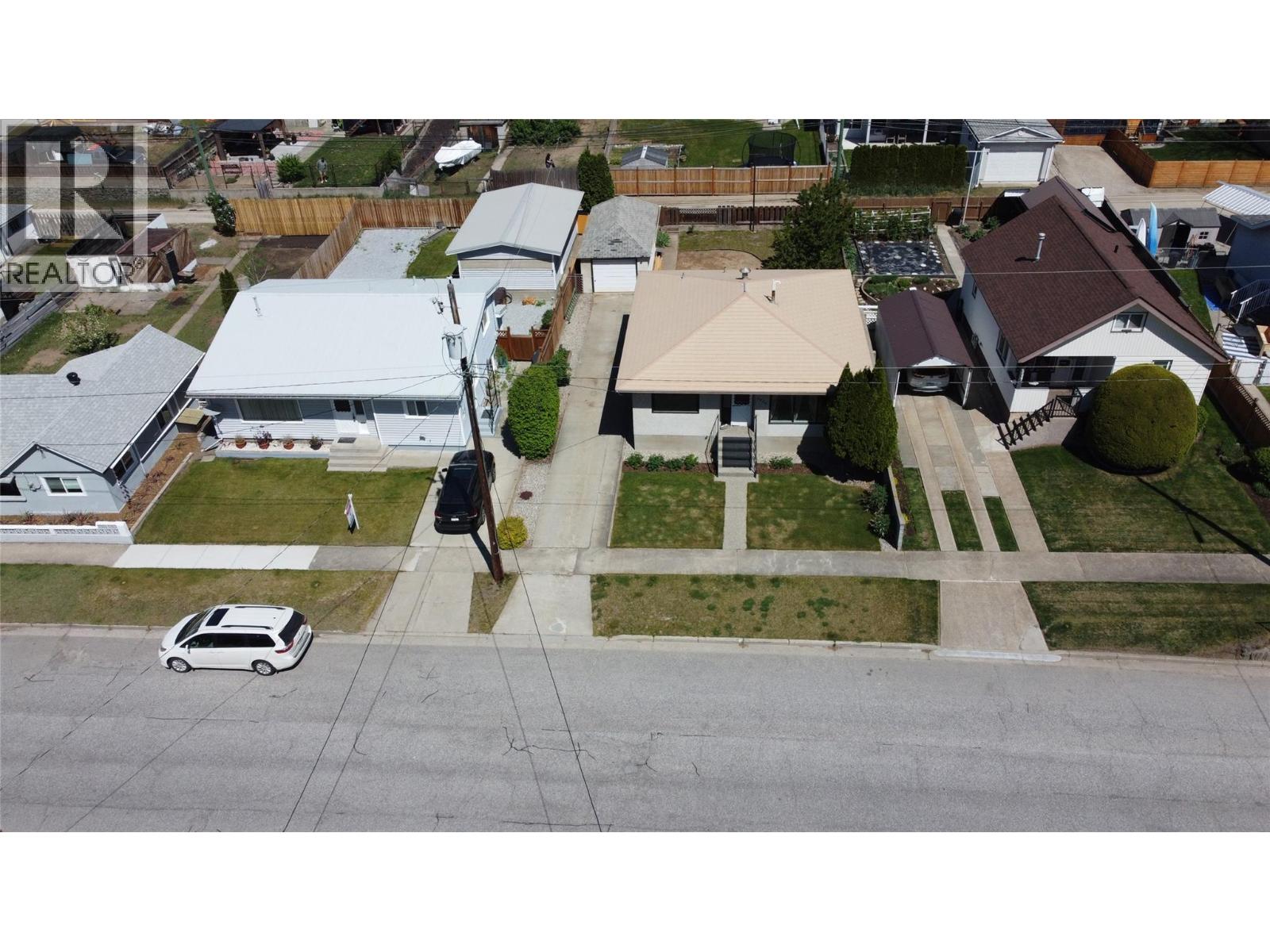 2227 Seventh Avenue, Trail, British Columbia  V1R 3C8 - Photo 33 - 10386050