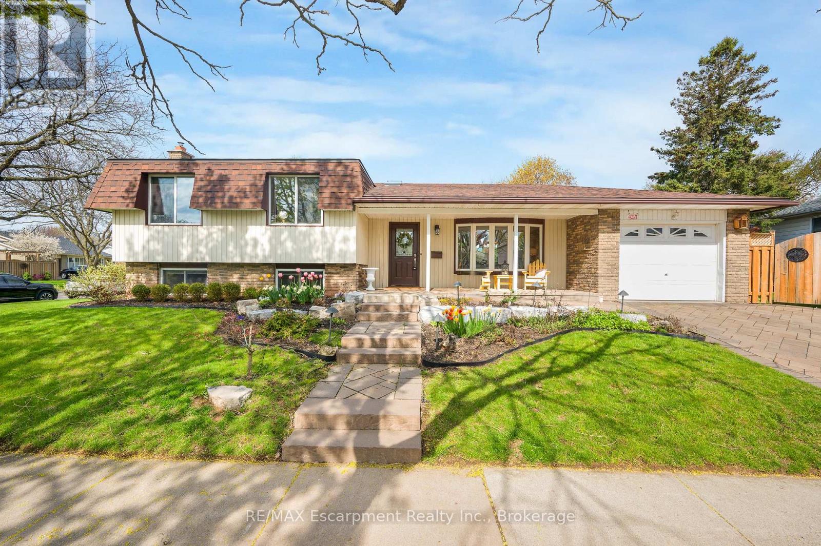 4271 LONGMOOR DRIVE, Burlington, Ontario