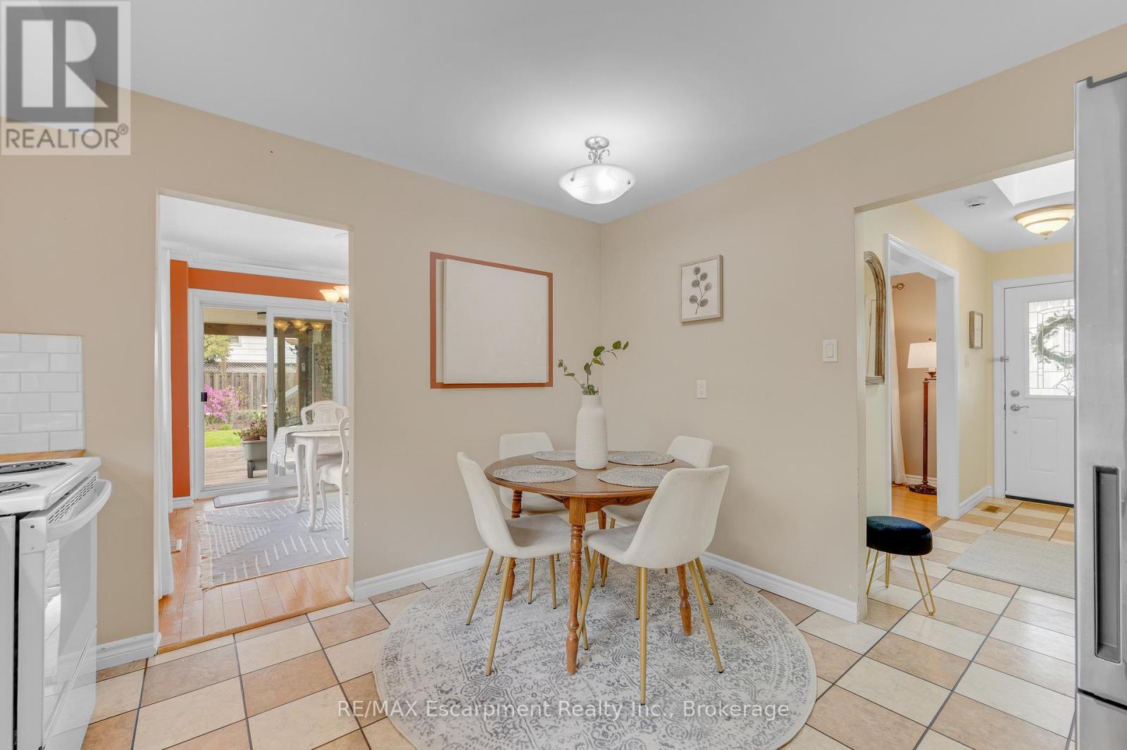 4271 Longmoor Drive, Burlington, Ontario  L7L 5A4 - Photo 13 - W13090614