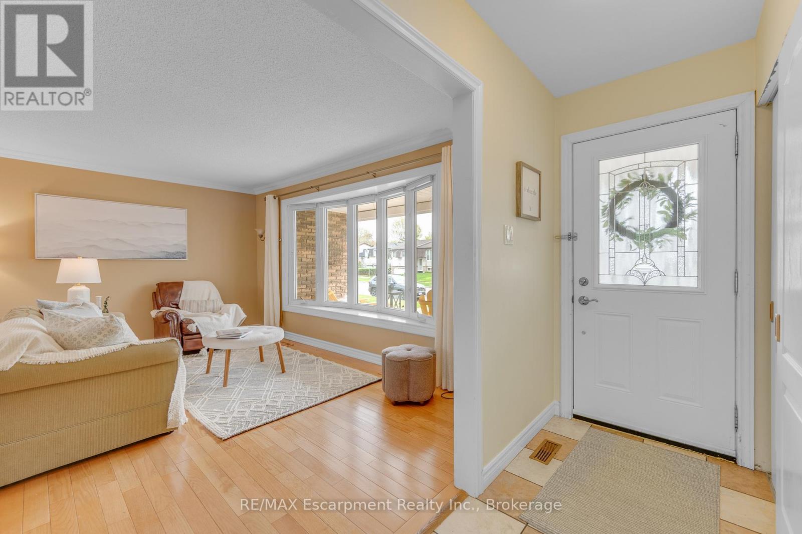 4271 Longmoor Drive, Burlington, Ontario  L7L 5A4 - Photo 4 - W13090614