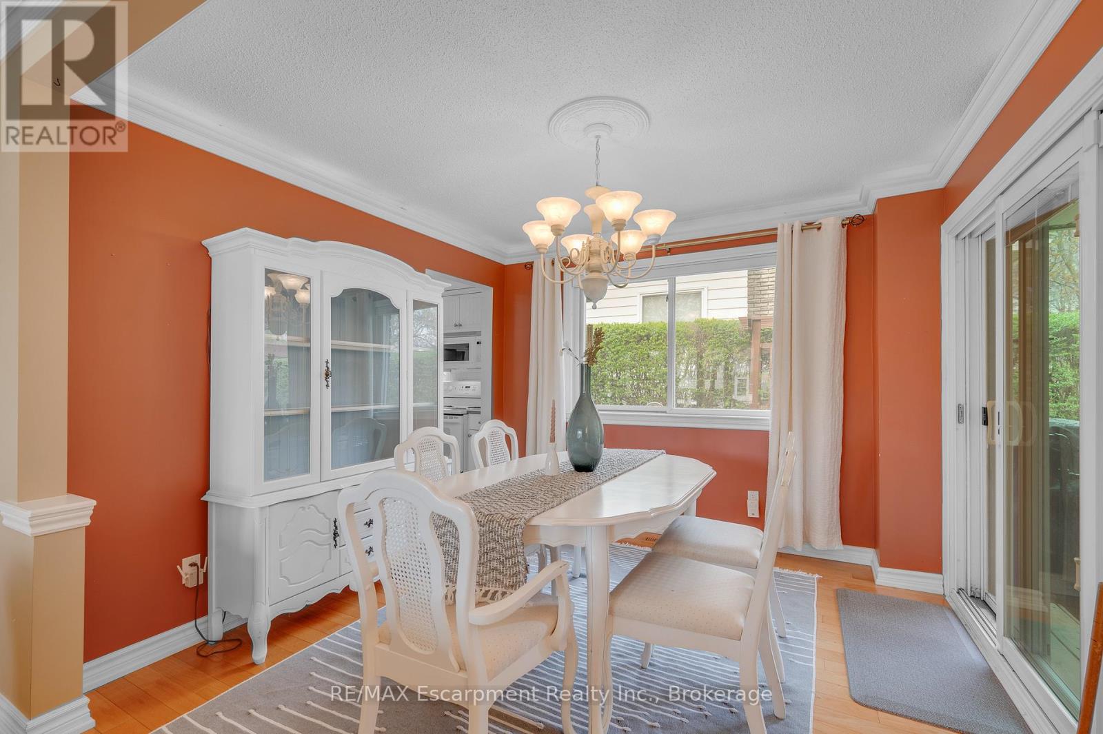 4271 Longmoor Drive, Burlington, Ontario  L7L 5A4 - Photo 9 - W13090614