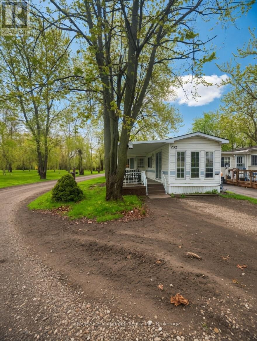 232 - 8845 Lundy's Lane, Niagara Falls, Ontario  L2H 1H5 - Photo 3 - X13090638