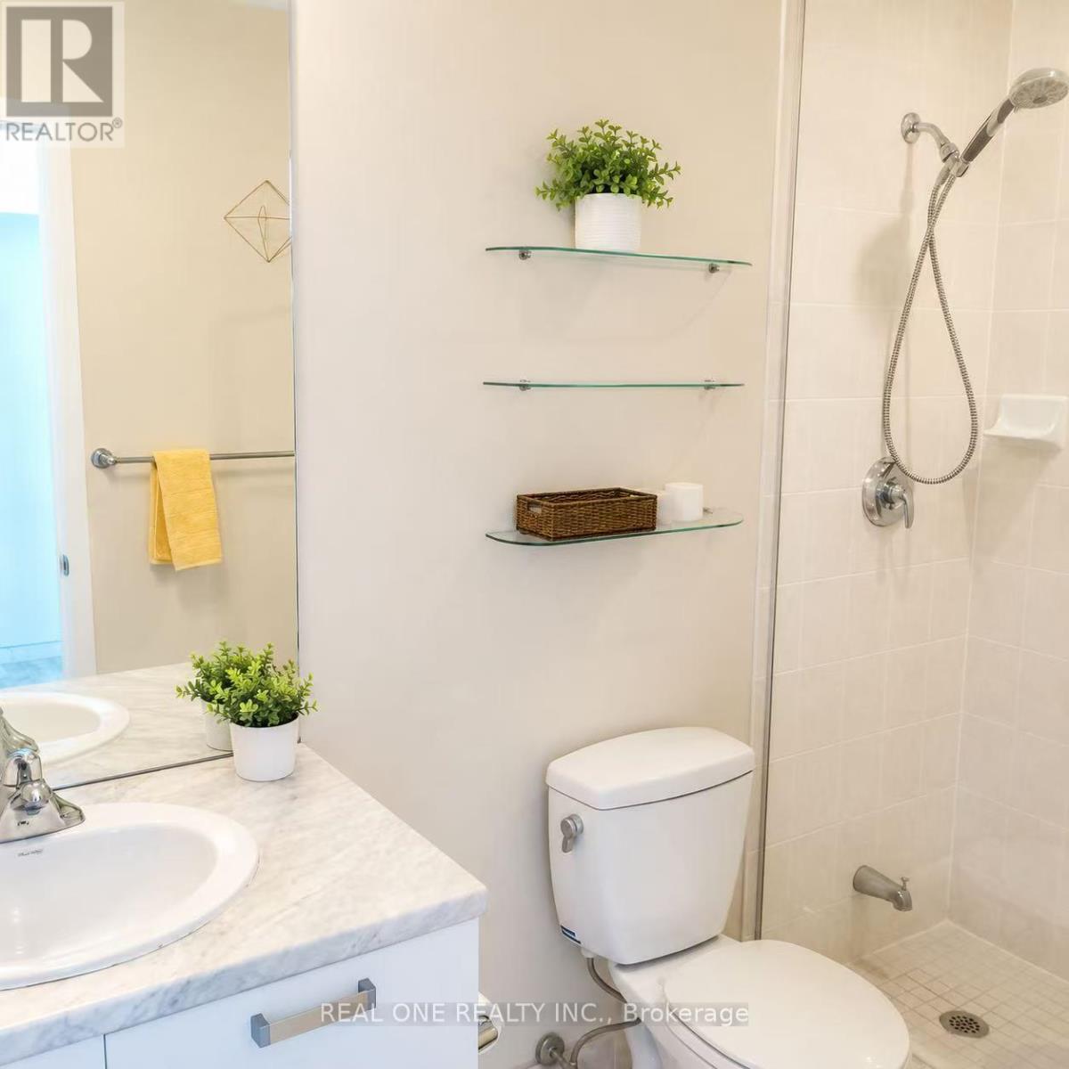 3606 - 38 Grenville Avenue, Toronto, Ontario  M4Y 1A5 - Photo 11 - C13022804