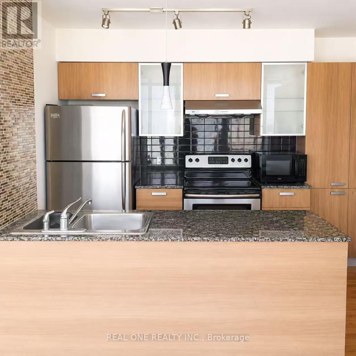 3606 - 38 Grenville Avenue, Toronto, Ontario  M4Y 1A5 - Photo 4 - C13022804