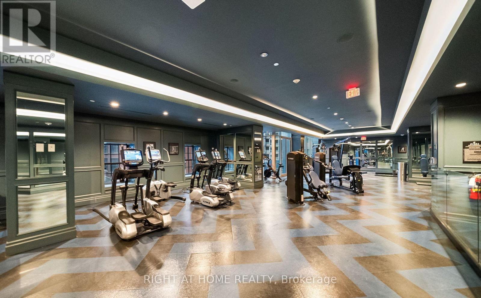 2409 - 88 Blue Jays Way, Toronto, Ontario  M5V 0L7 - Photo 41 - C13090516