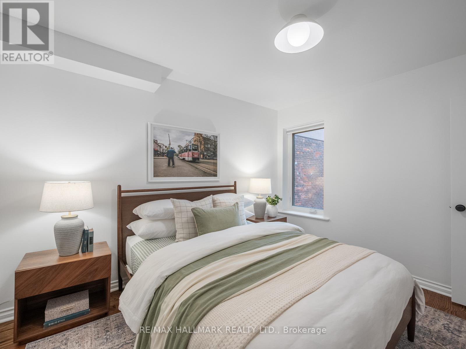 16 Bain Avenue, Toronto, Ontario  M4K 1E6 - Photo 22 - E13090380