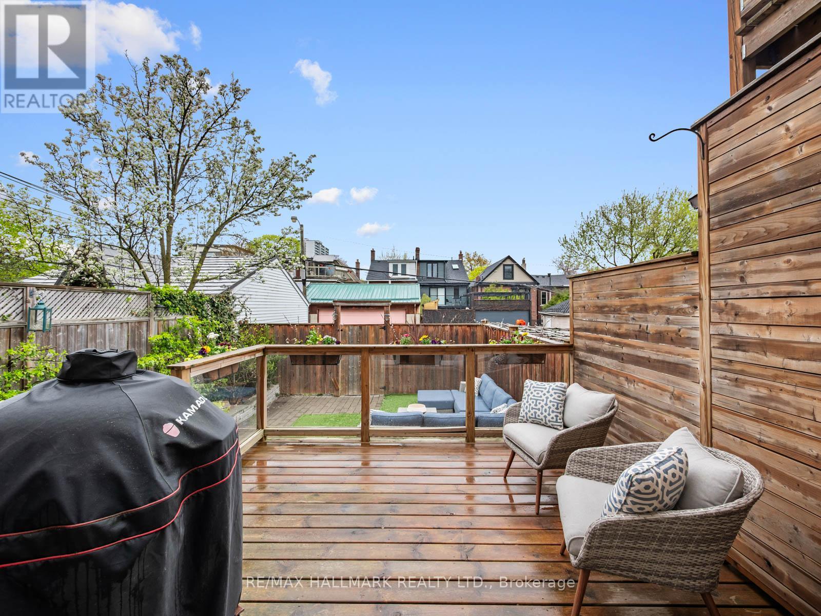 16 Bain Avenue, Toronto, Ontario  M4K 1E6 - Photo 42 - E13090380