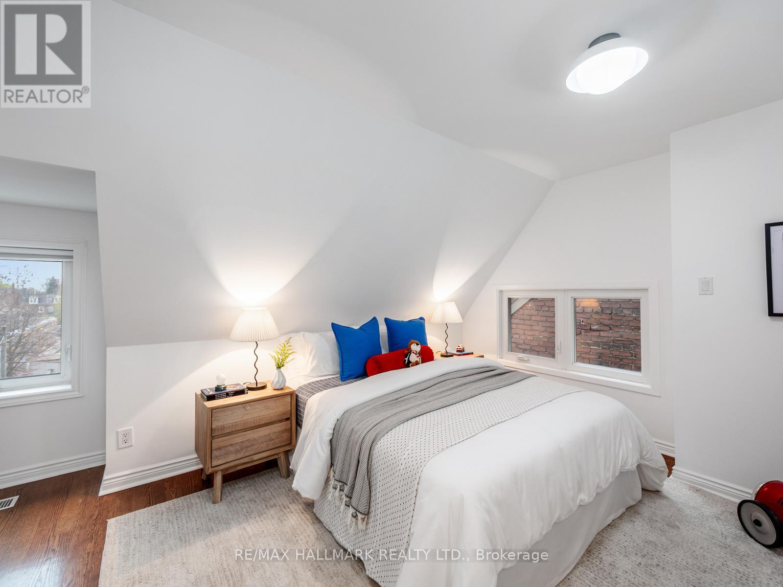 16 Bain Avenue, Toronto, Ontario  M4K 1E6 - Photo 29 - E13090380