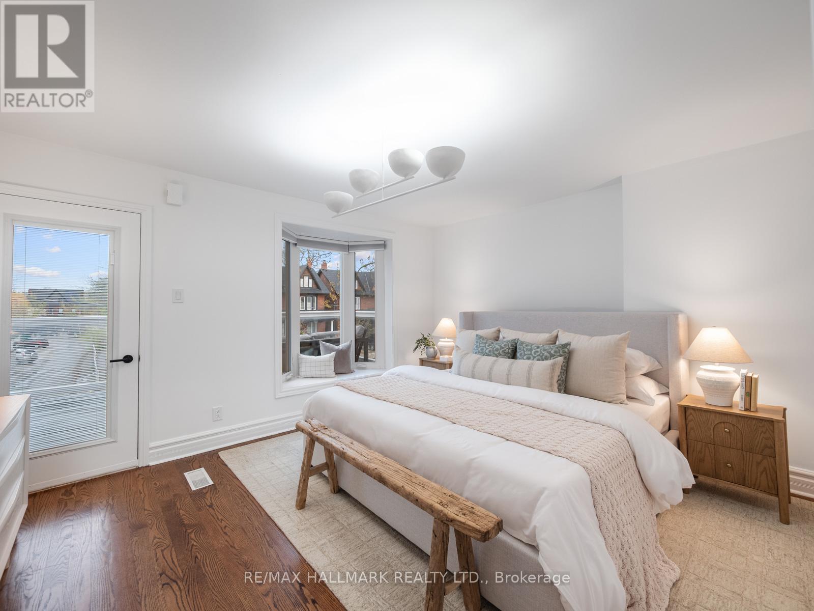 16 Bain Avenue, Toronto, Ontario  M4K 1E6 - Photo 18 - E13090380