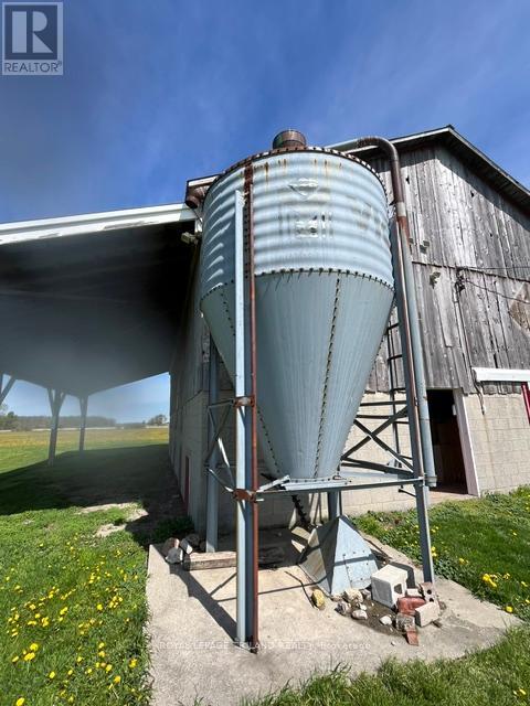 13441 Graham Road, West Elgin, Ontario  N0L 2P0 - Photo 16 - X13032748