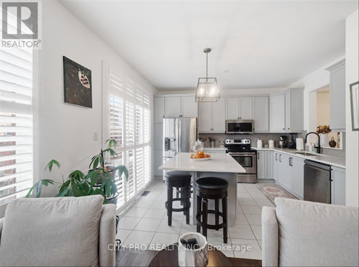439 Etheridge Avenue, Milton, Ontario  L9E 0B3 - Photo 14 - W13066488