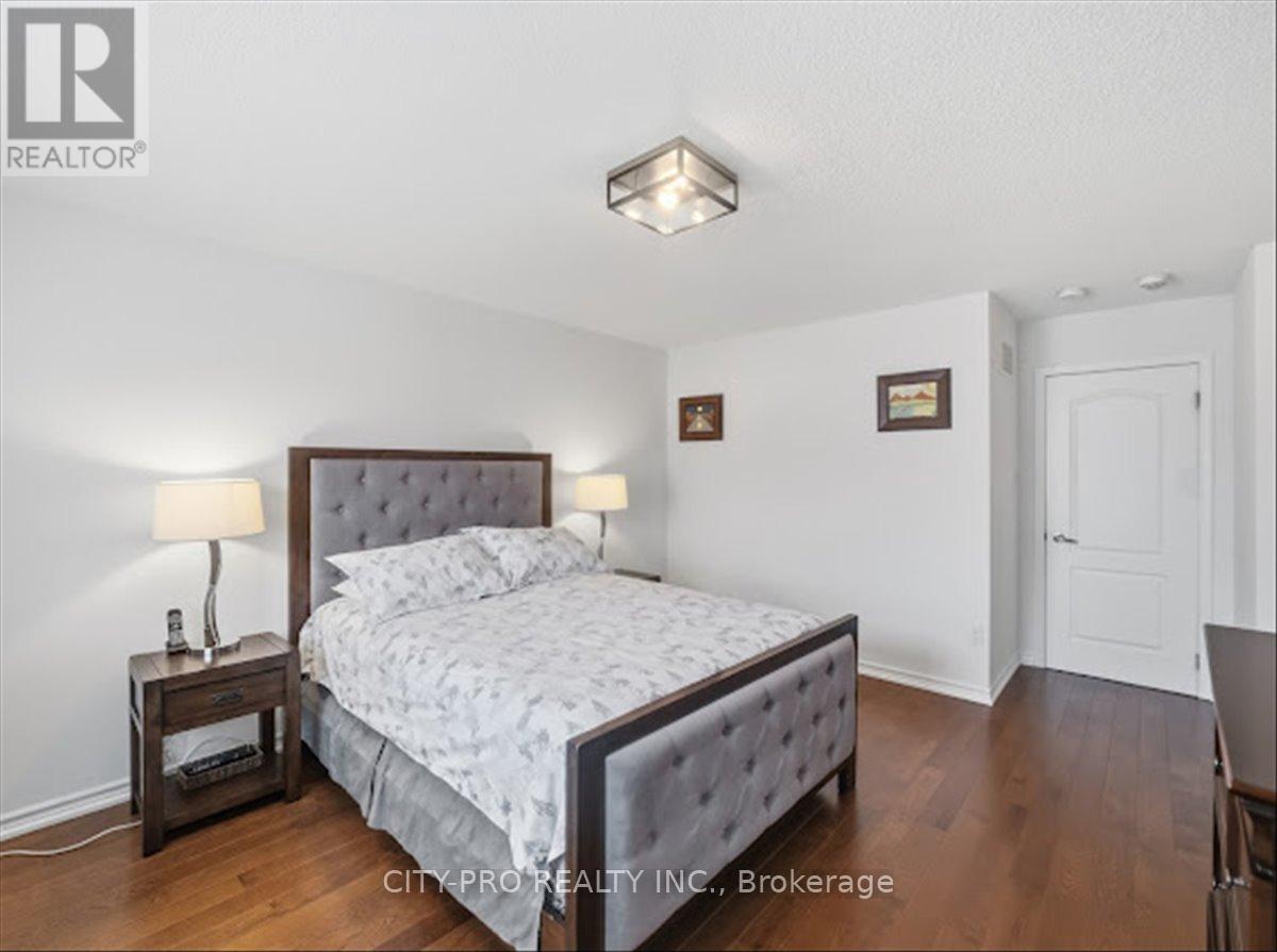 439 Etheridge Avenue, Milton, Ontario  L9E 0B3 - Photo 29 - W13066488