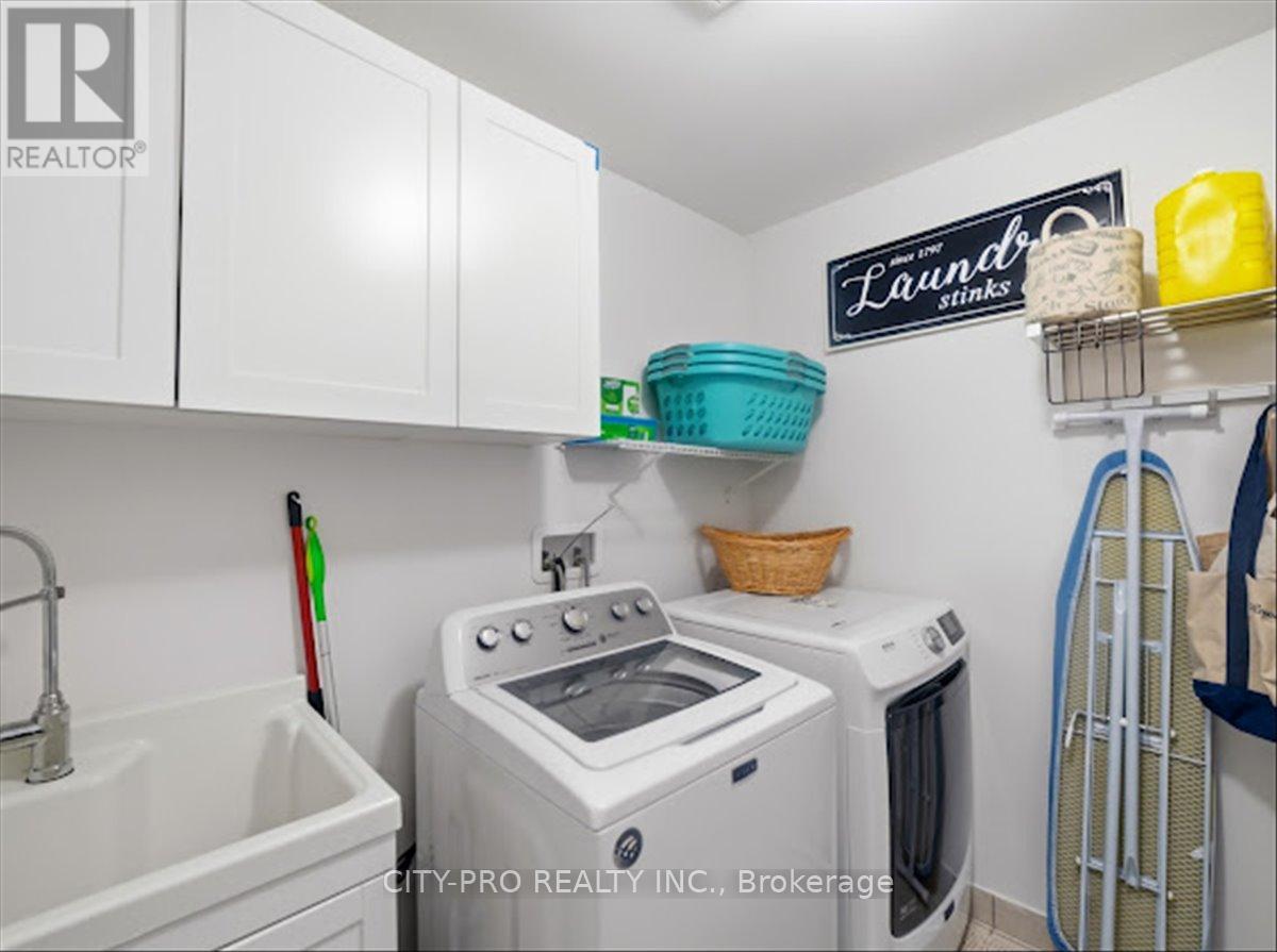 439 Etheridge Avenue, Milton, Ontario  L9E 0B3 - Photo 42 - W13066488
