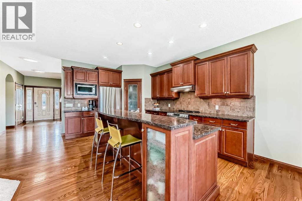 123 Parkmere Court, Chestermere, Alberta  T1X 1V5 - Photo 9 - A2308185