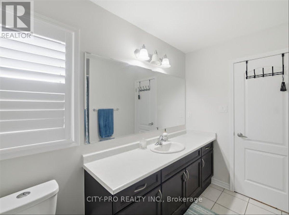 439 Etheridge Avenue, Milton, Ontario  L9E 0B3 - Photo 32 - W13066488
