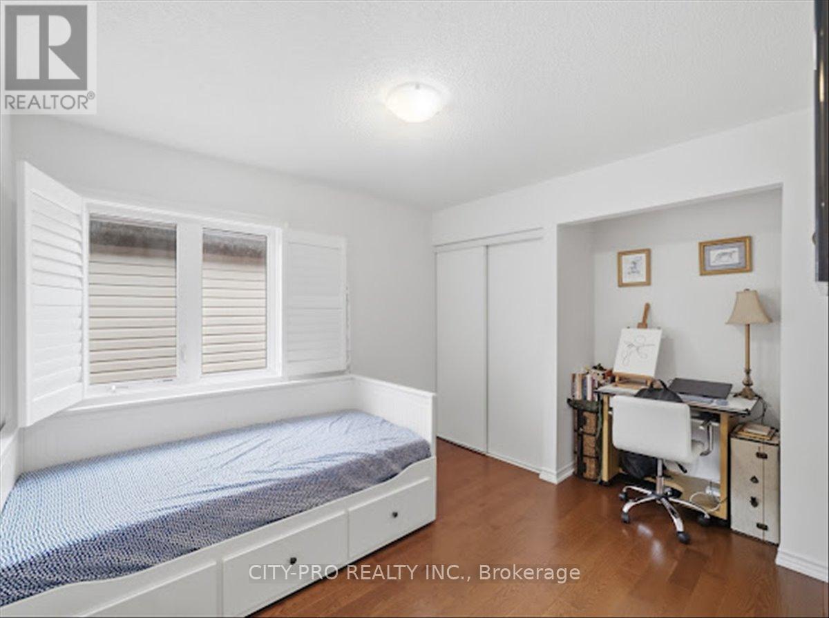 439 Etheridge Avenue, Milton, Ontario  L9E 0B3 - Photo 38 - W13066488