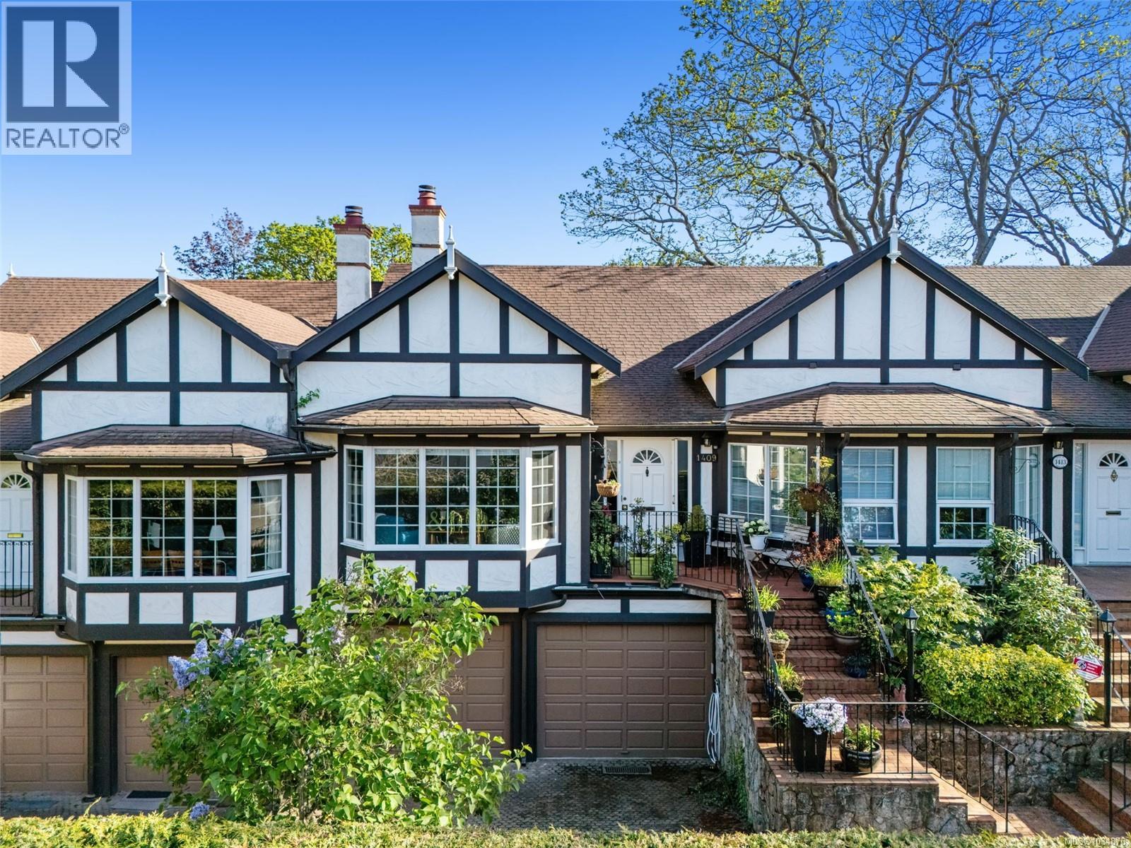 1409 Yale St, Oak Bay, British Columbia