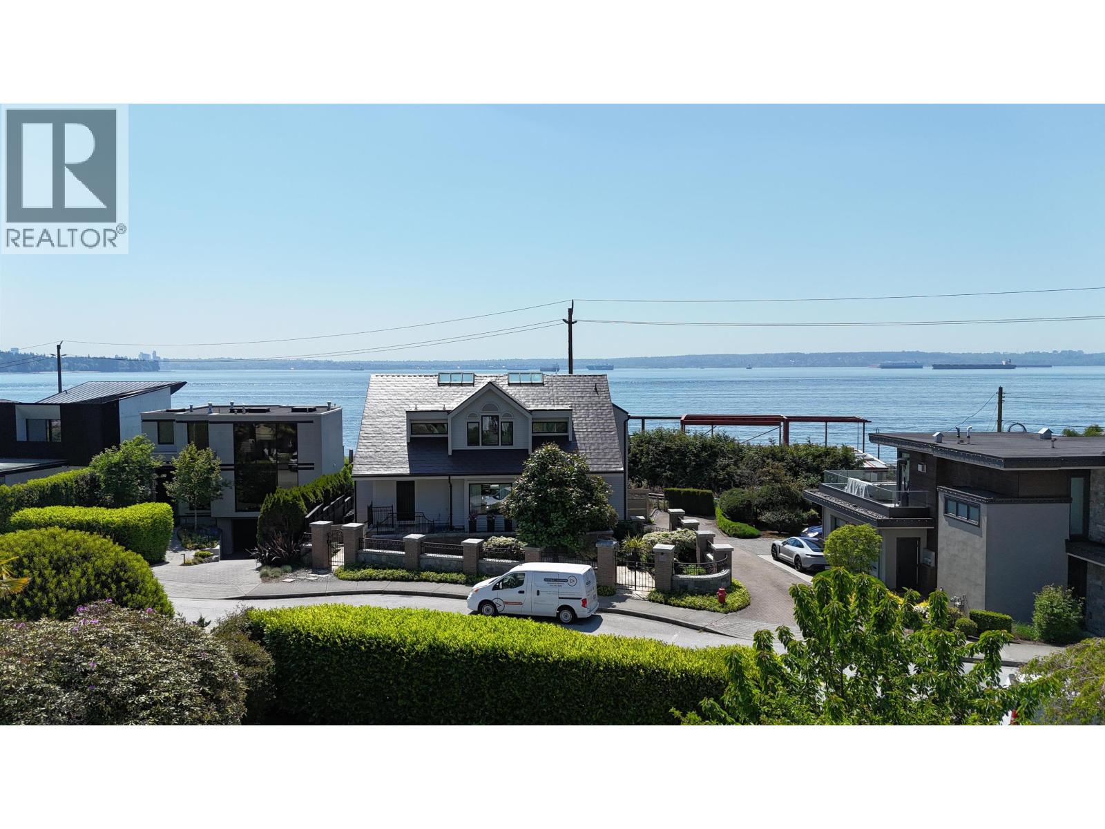 2361 Bellevue Avenue, West Vancouver, British Columbia  V7V 1C9 - Photo 4 - R3120129