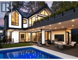 1066 FULTON AVENUE, West Vancouver, British Columbia