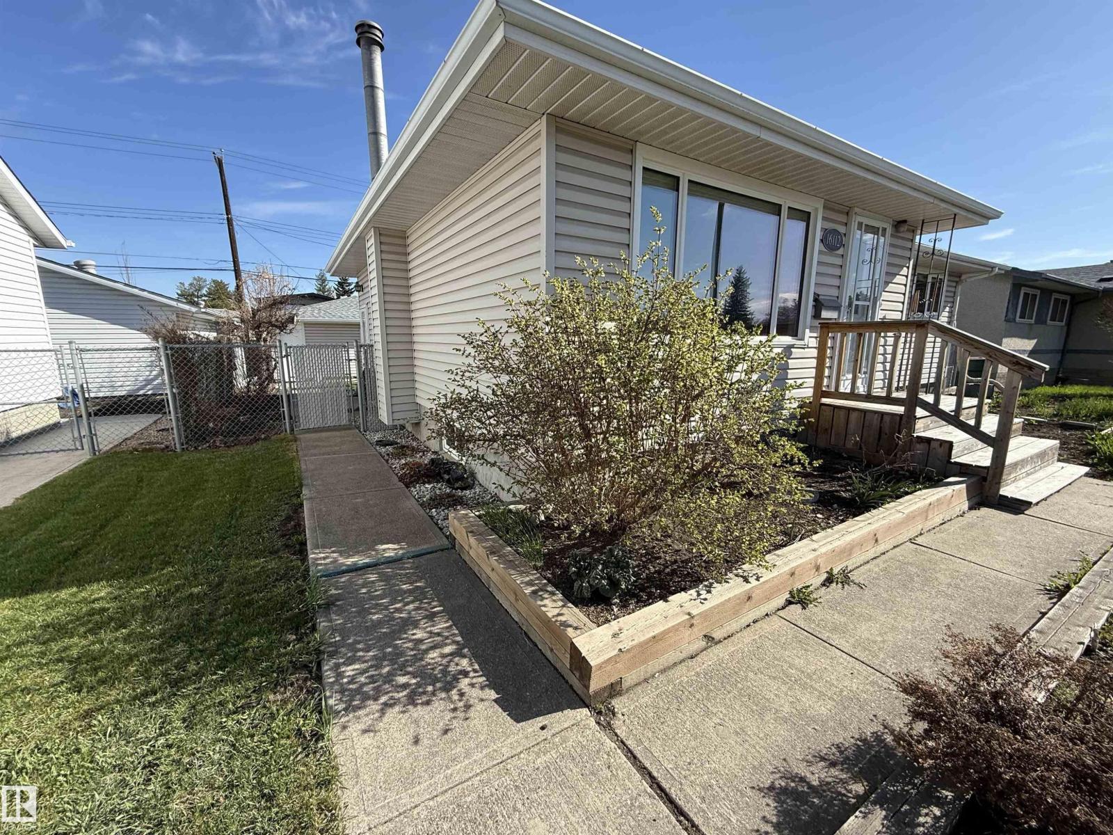 16112 87 Av Nw, Edmonton, Alberta  T5R 4G9 - Photo 11 - E4485973
