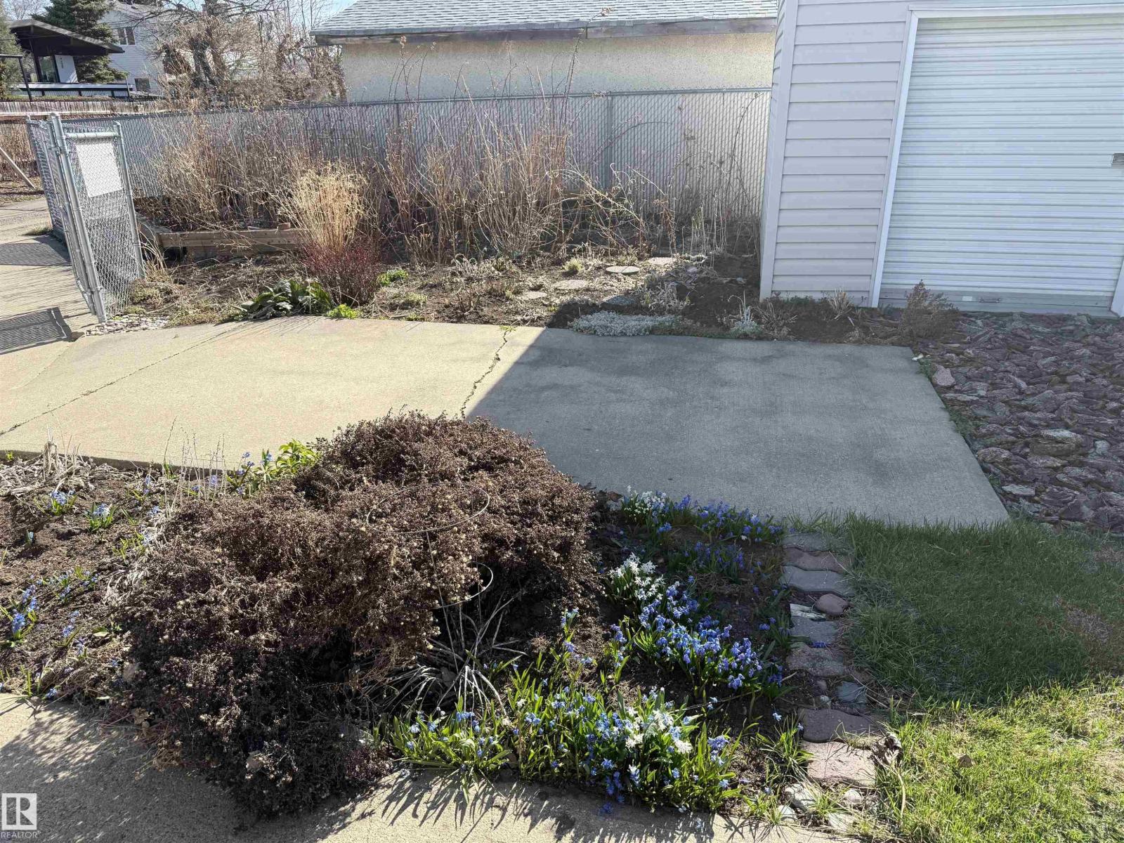 16112 87 Av Nw, Edmonton, Alberta  T5R 4G9 - Photo 12 - E4485973