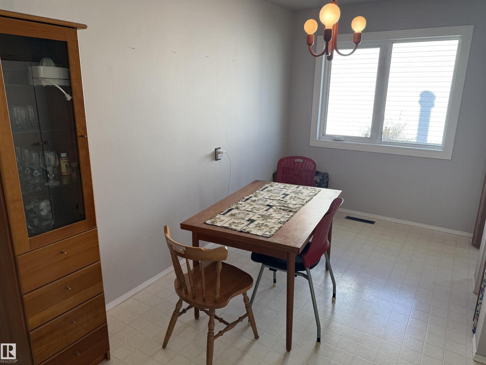 16112 87 Av Nw, Edmonton, Alberta  T5R 4G9 - Photo 19 - E4485973